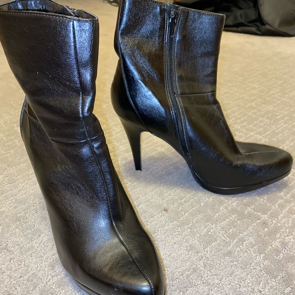 Nine West Shoes - Picture 1 of 4